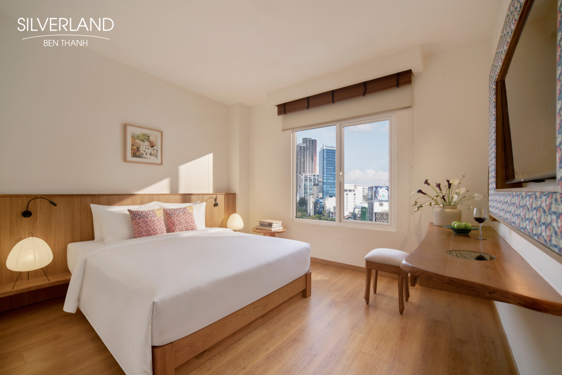 Garden, Sunshine, Double or Twin Bed