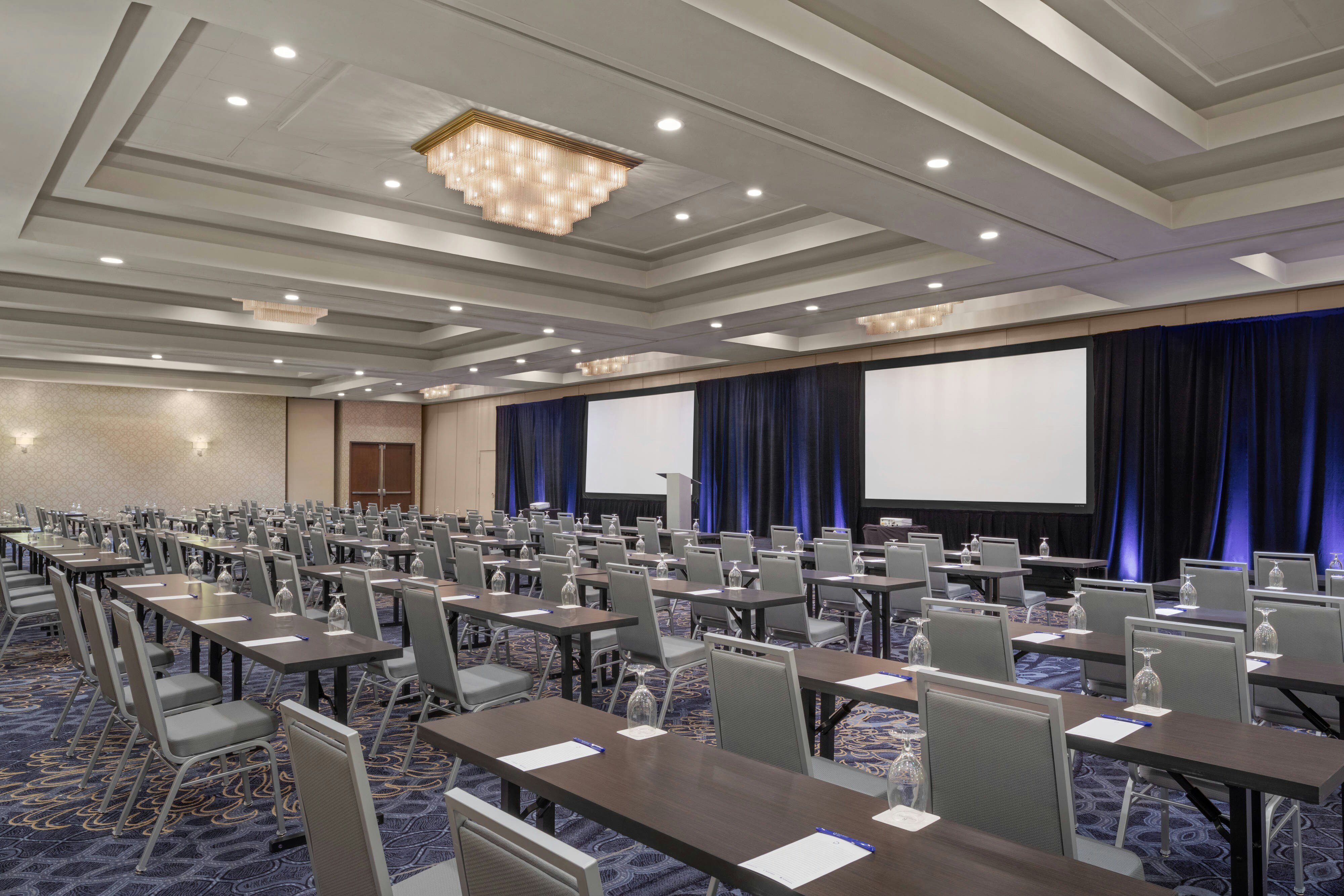 Delta Hotels by Marriott Philadelphia Airport 34/48