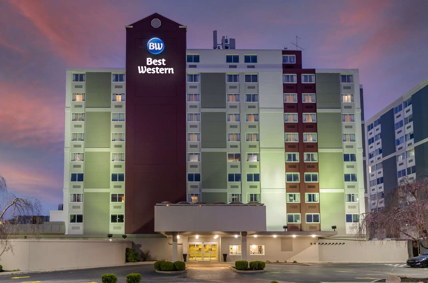 Charleston Tower Hotel 1/29