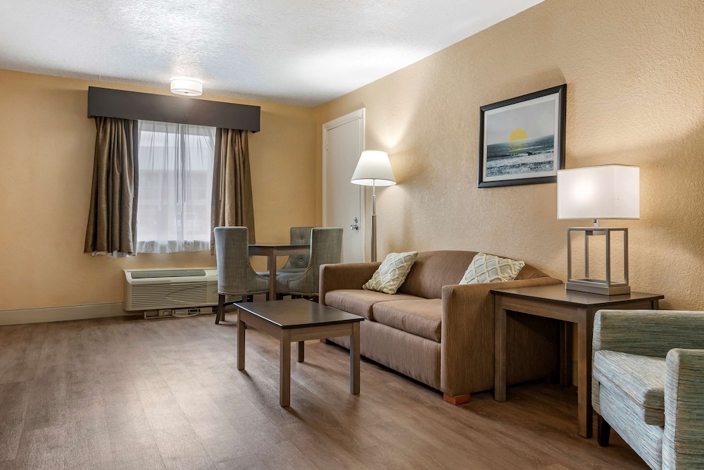 Best Western Space Shuttle Inn 23/42
