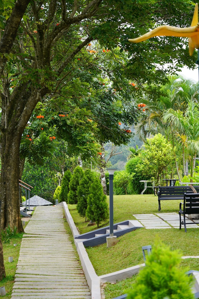Ragamaya Resort Spa Munnar 39/47