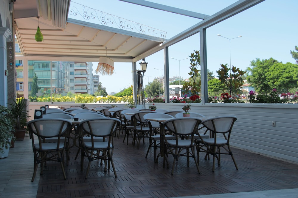 Grand Atakum Hotel 41/50