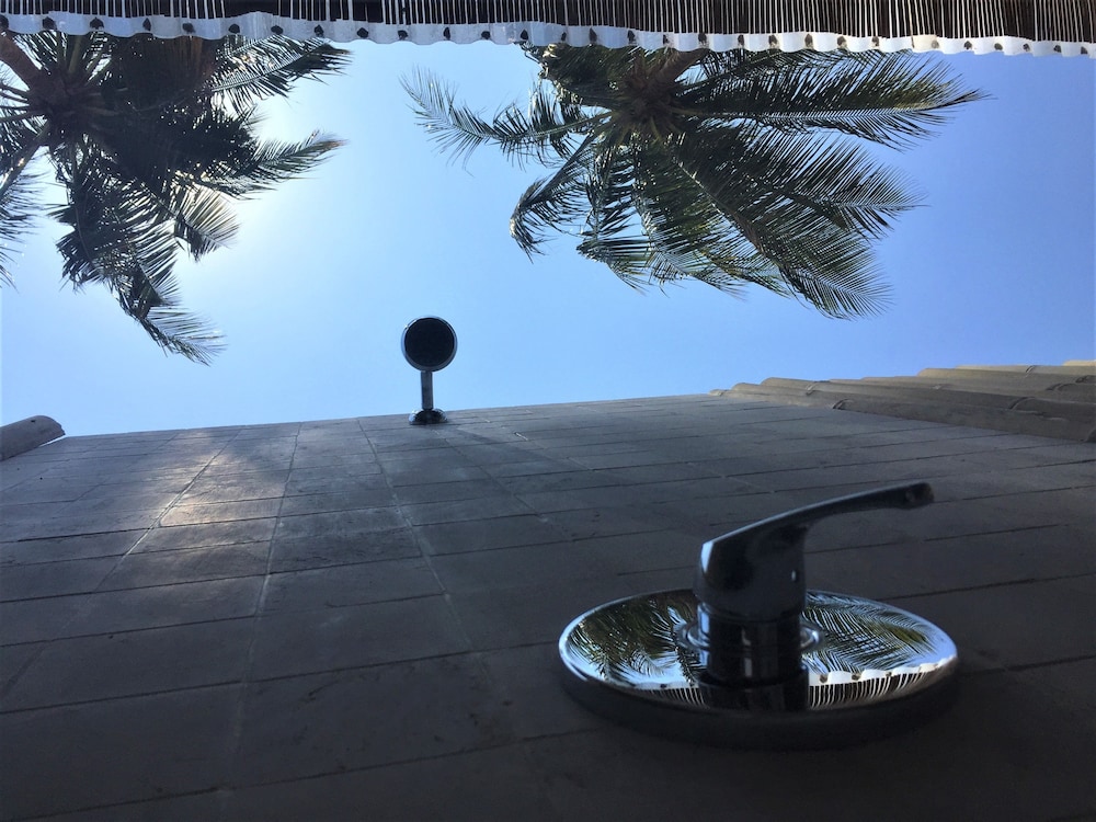 Gili Tenda Resort 40/50