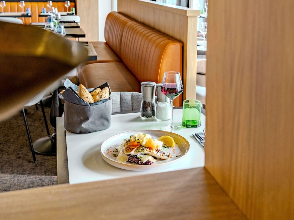 Ibis Marne La Vallee Champs 39/57