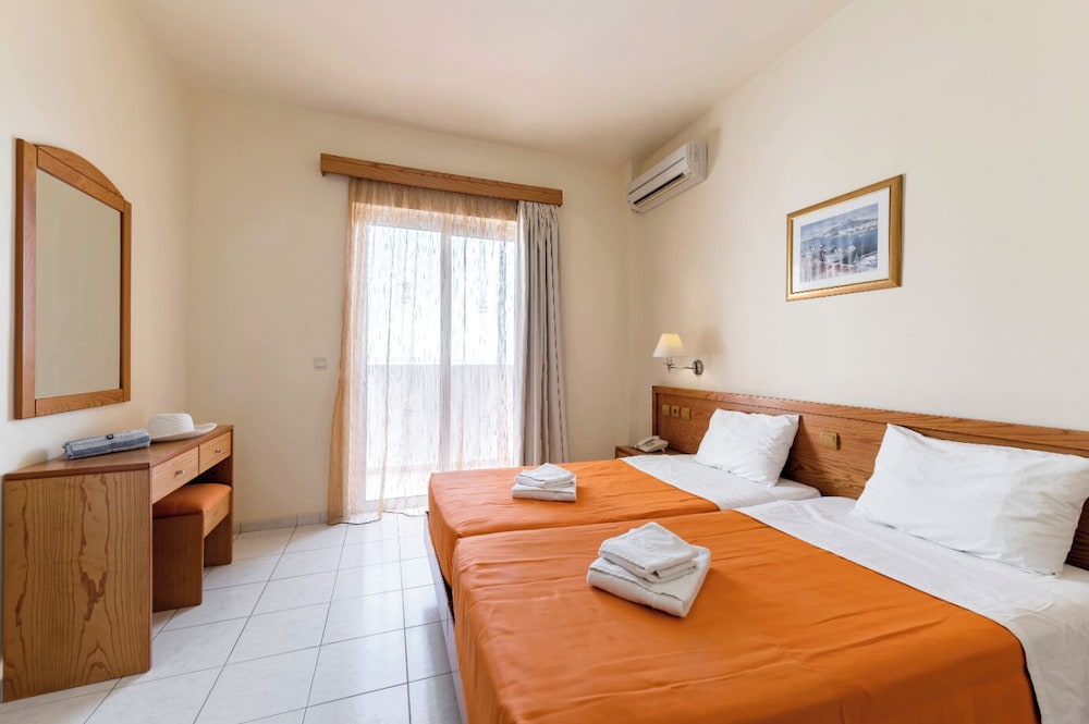 2 BEDROOMS, APARTMENT