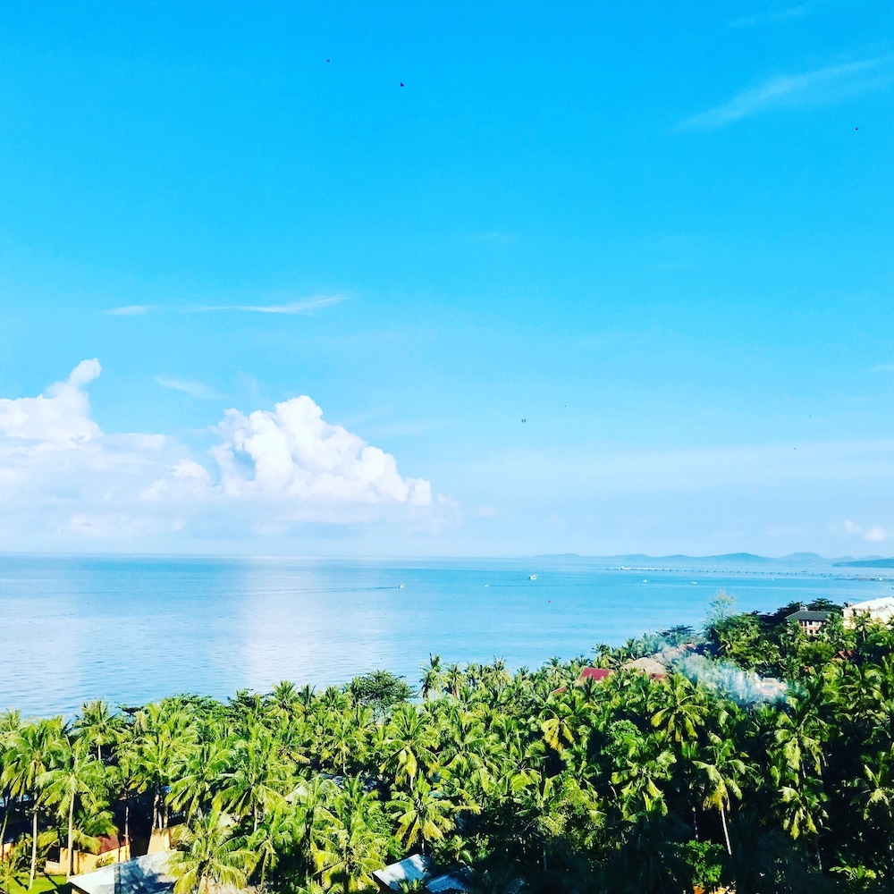 Luxor Hotel Phu Quoc 57/64