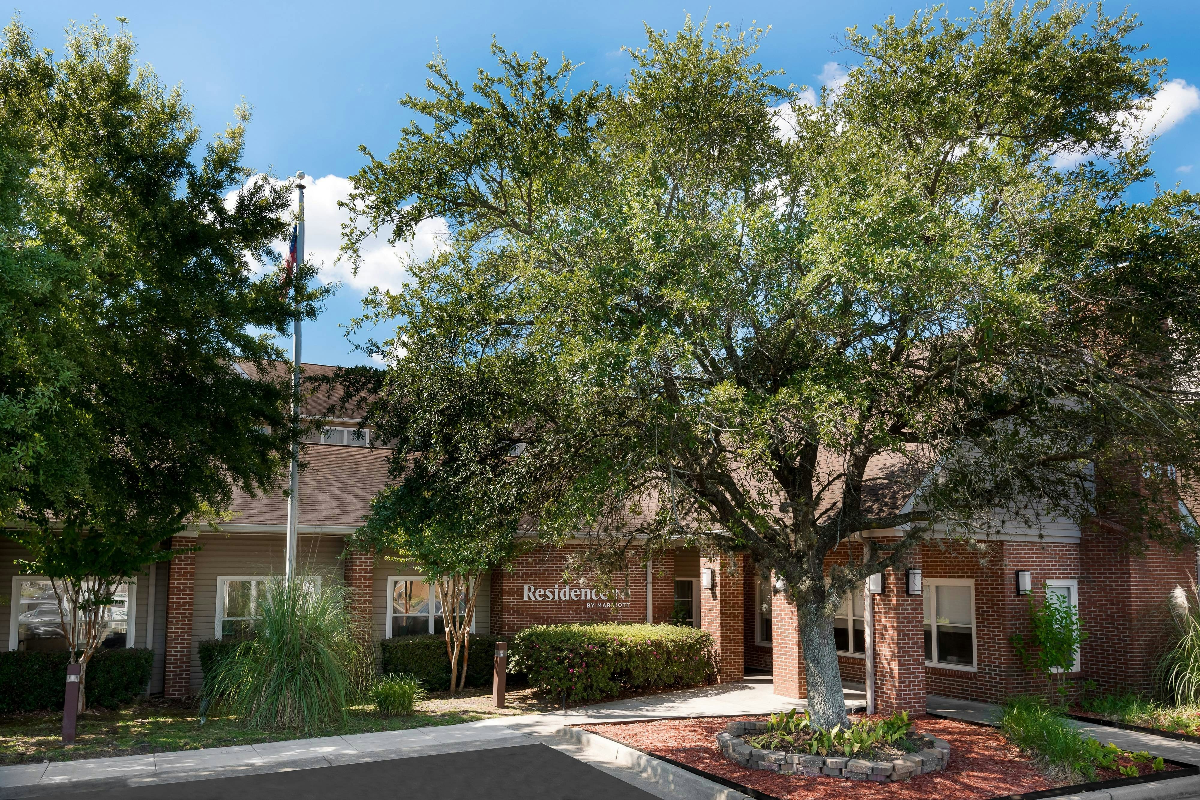 Residence Inn by Marriott Mobile 4/28