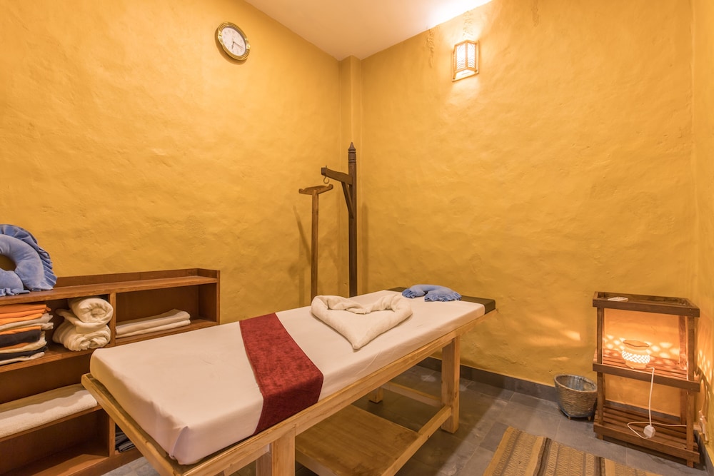 Bar Peepal Resort 31/50