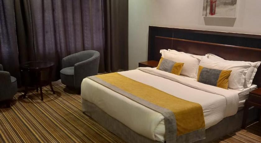 تالين غرناطة للشقق الفندقية(Taleen Granada Serviced Apartments) 25/72