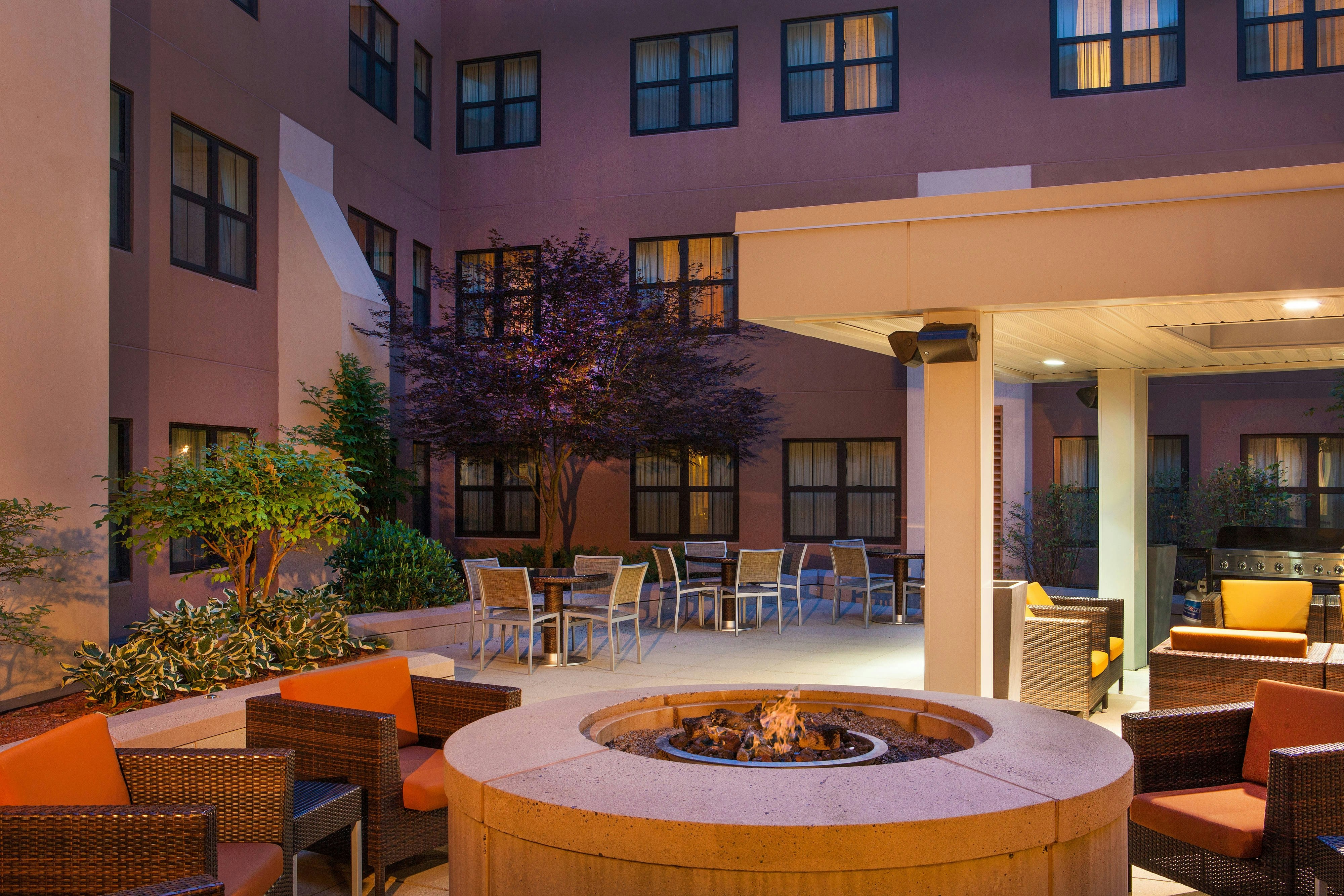 RESIDENCE INN BY MARRIOTT PORTLAND DOWNTOWN WATERFRONT 24/34