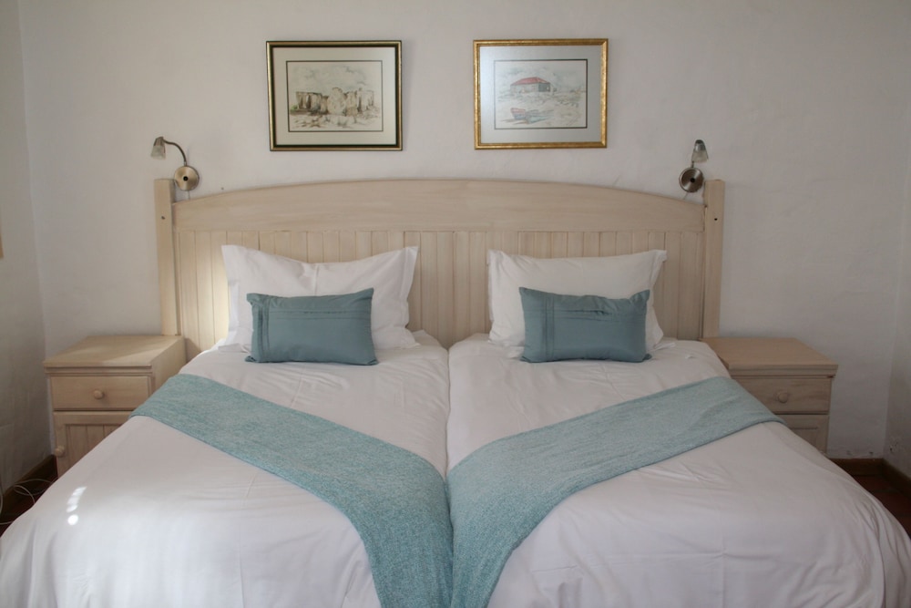 Baywatch Villa Guest House And Self Catering Accommodation 4/50