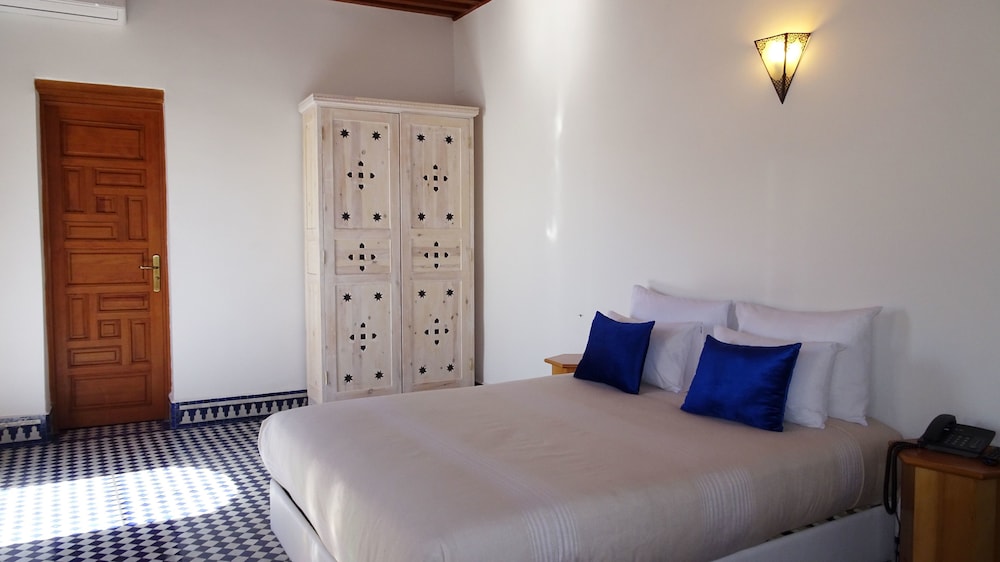 Riad Sabah 5/50