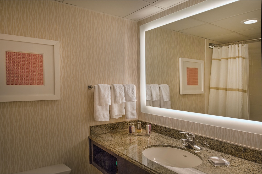 Tower, Executive, King Bed, Sofa, Accessible، Marriott St. Louis Airport 8/9