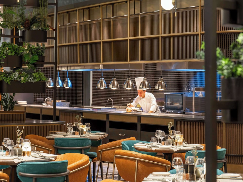 Movenpick Hotel Istanbul Marmara Sea 5/50