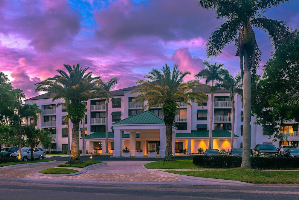 Courtyard By Marriott Naples 4/50