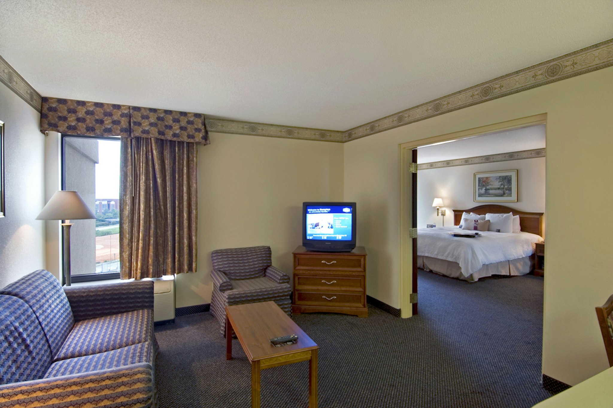 Hampton Inn Suites Atlanta Airport North I85 42/71