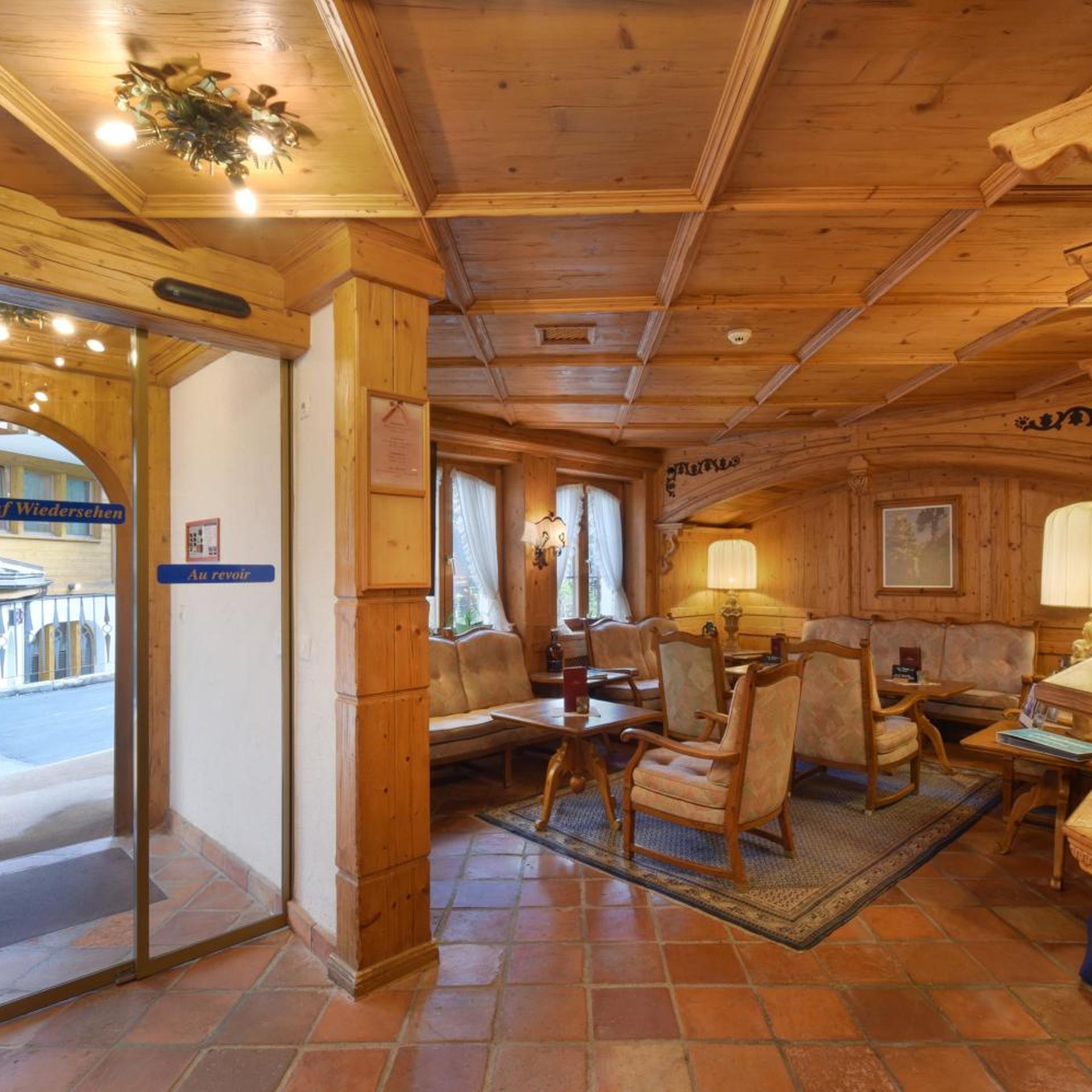 HOTEL ALPENROYAL 41/55