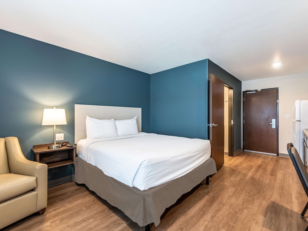 Extended Stay America Suites - Minneapolis - Airport - Mendota Heights 11/50