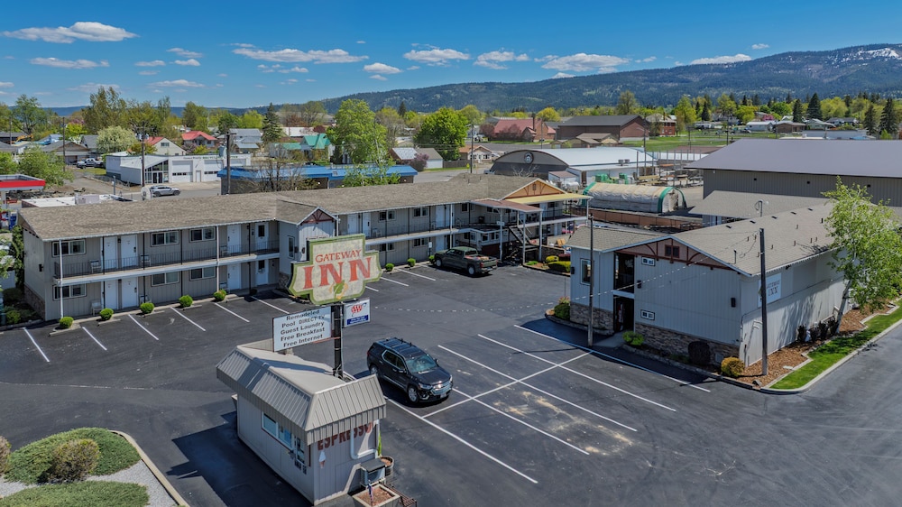 Gateway Inn 68/79
