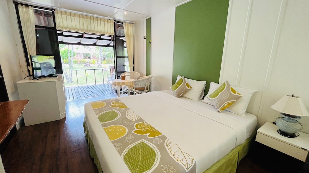 Suan Ban Krut Beach Resort 21/66