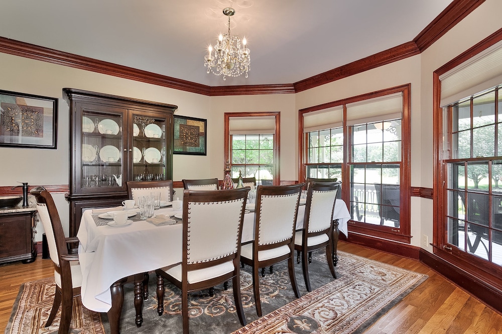 Pleasanton Courtyard Bed and Breakfast 33/49