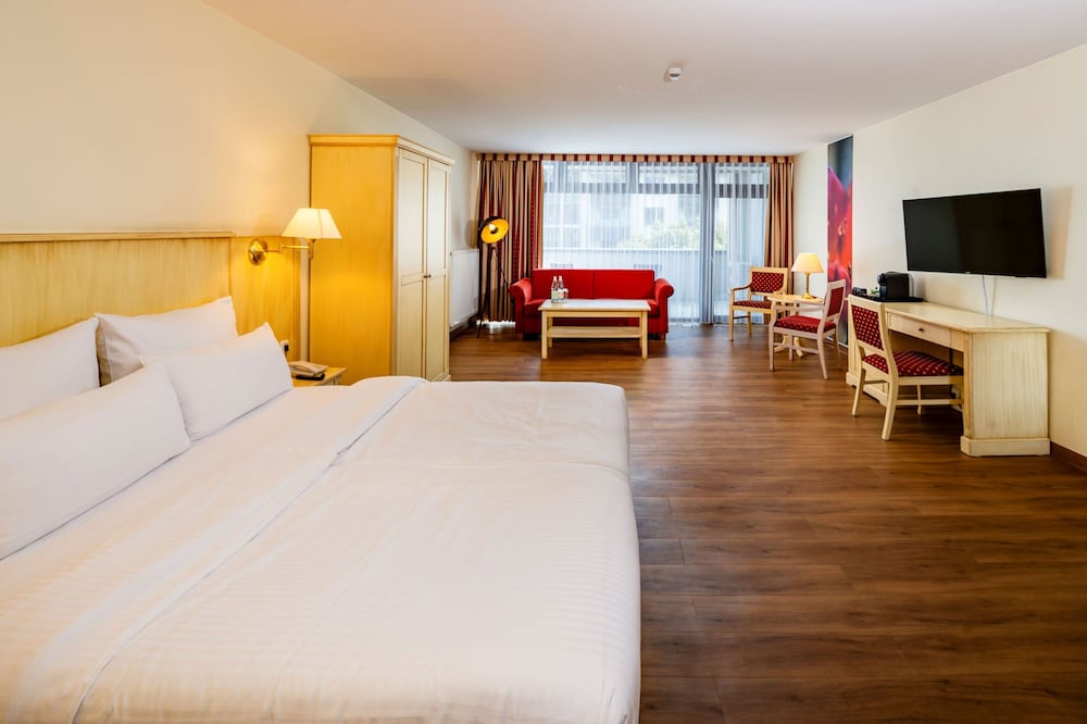 Junior Suite, Studio, Balcony