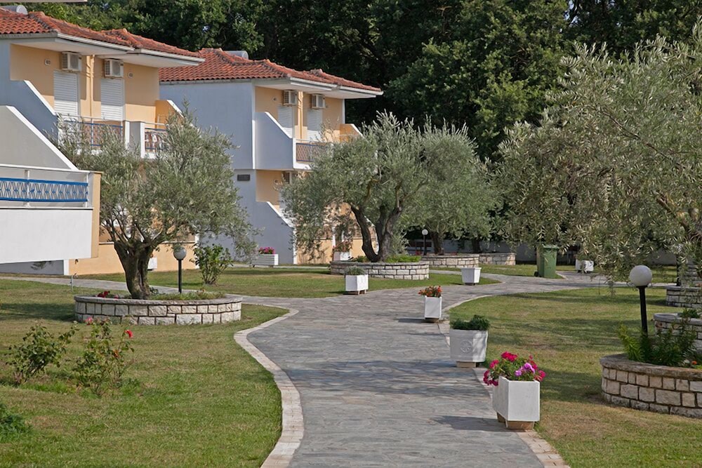 Kanali Hotel 41/48