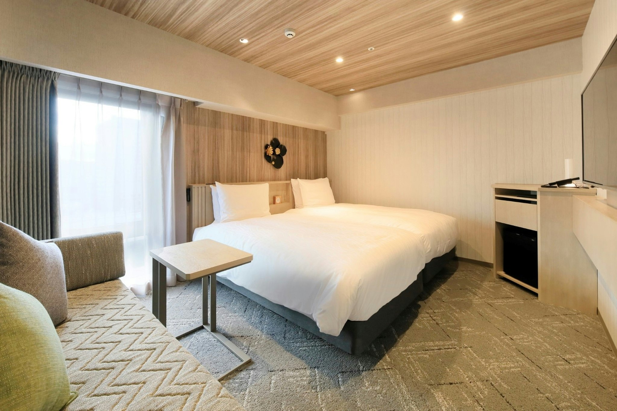 Room, Twin Beds, Station View
