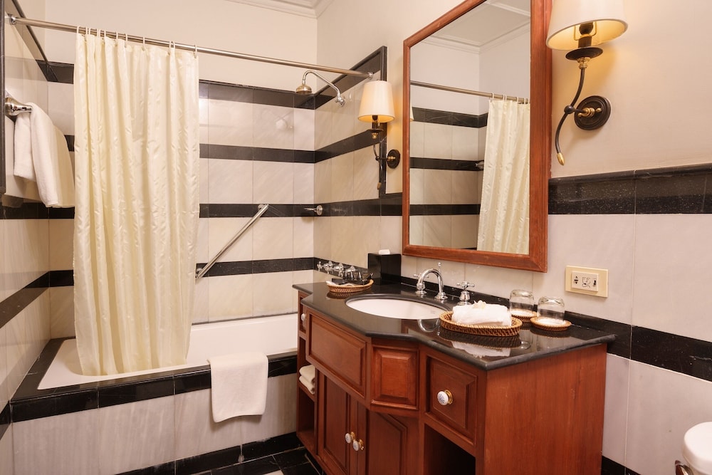 Settha Palace Hotel Vientiane 42/45