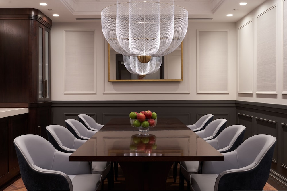 The Mayfair Townhouse – an Iconic Luxury Hotel 55/66
