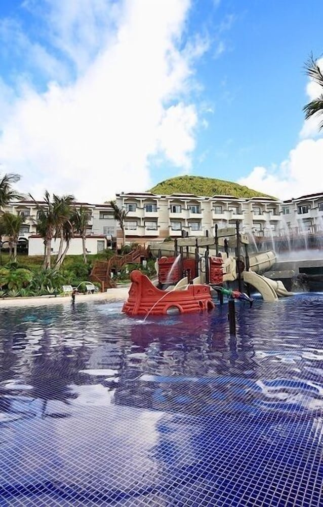 Fullon Resort Kending 42/48