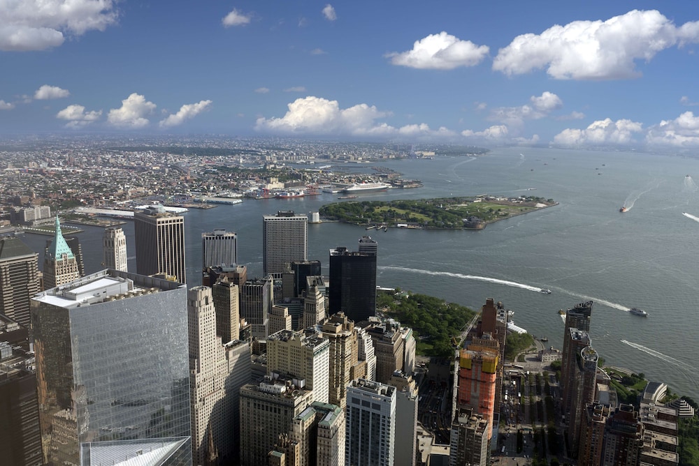 Hyatt Centric Wall Street New York (ex Andaz Wall Street) 71/76