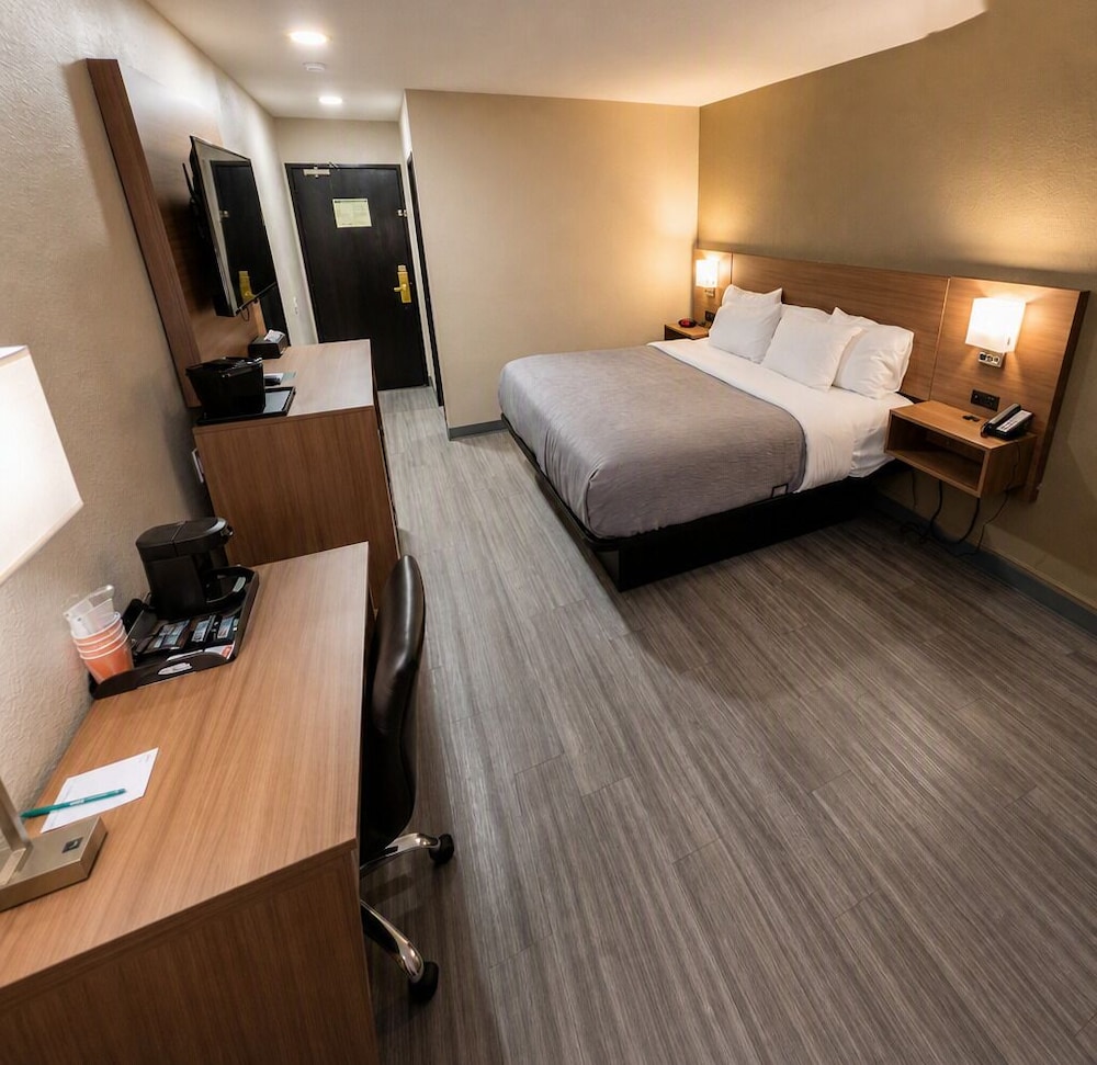 Quality Inn Texarkana Arkansas 23/35