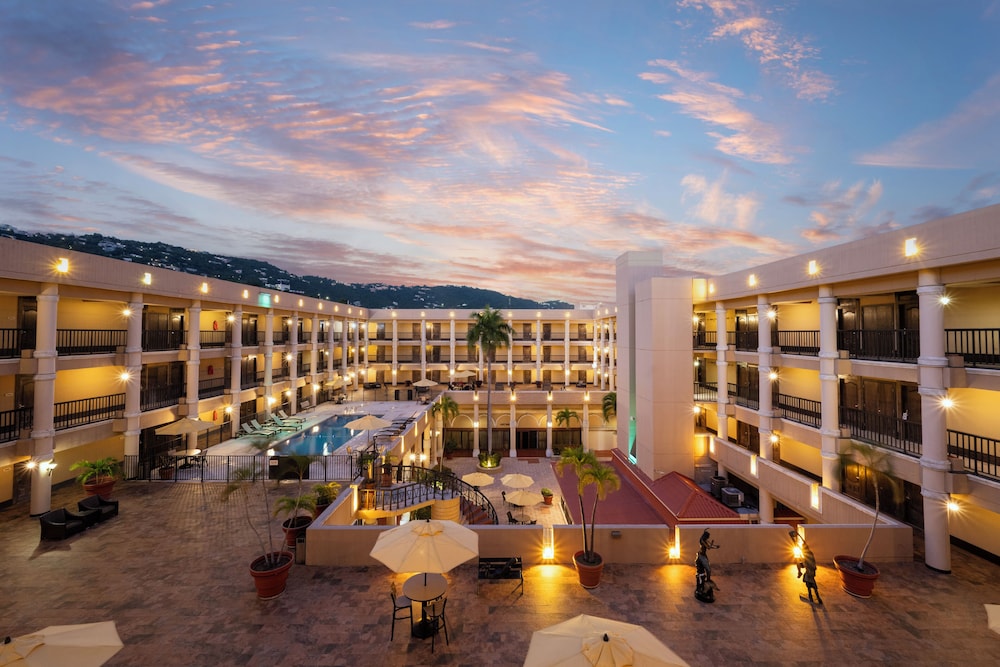 Windward Passage Hotel USVI 54/65