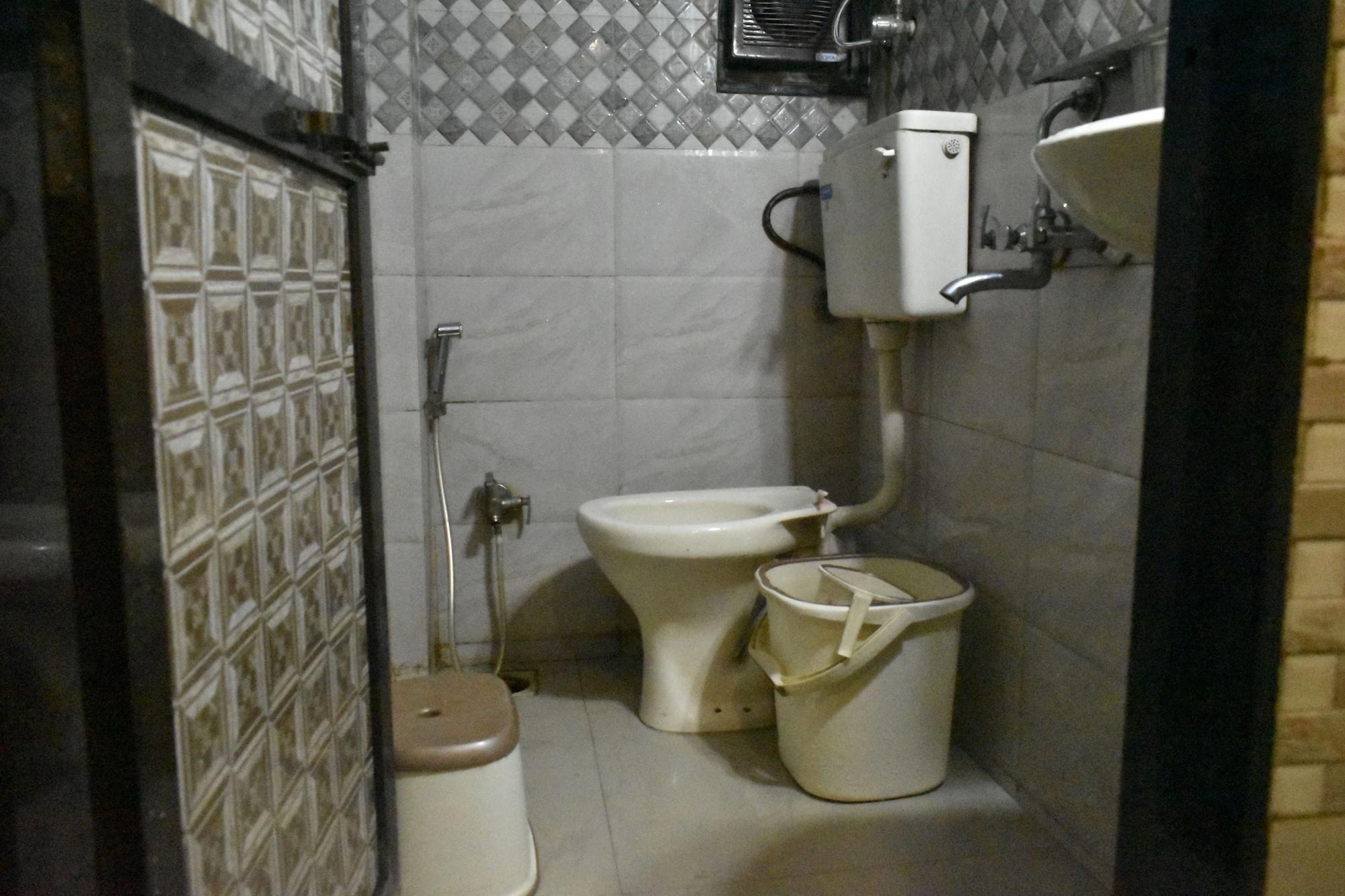 Hotel Al Alif 21/25