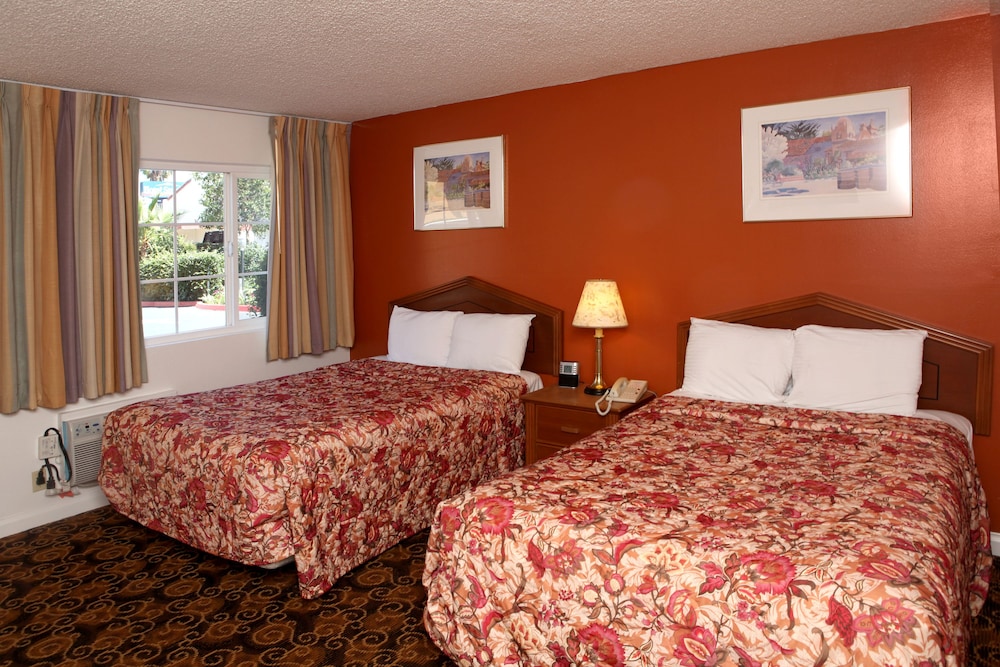 Granada Inn 18/67