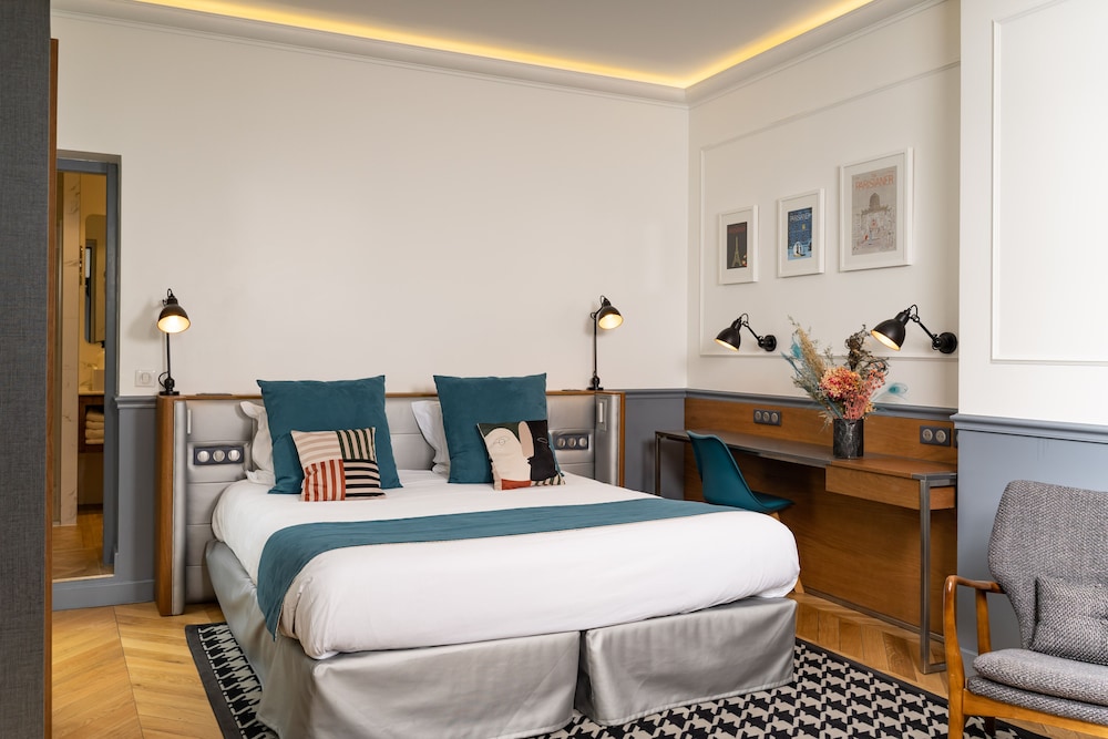 Hotel Petit Lafayette 11/50