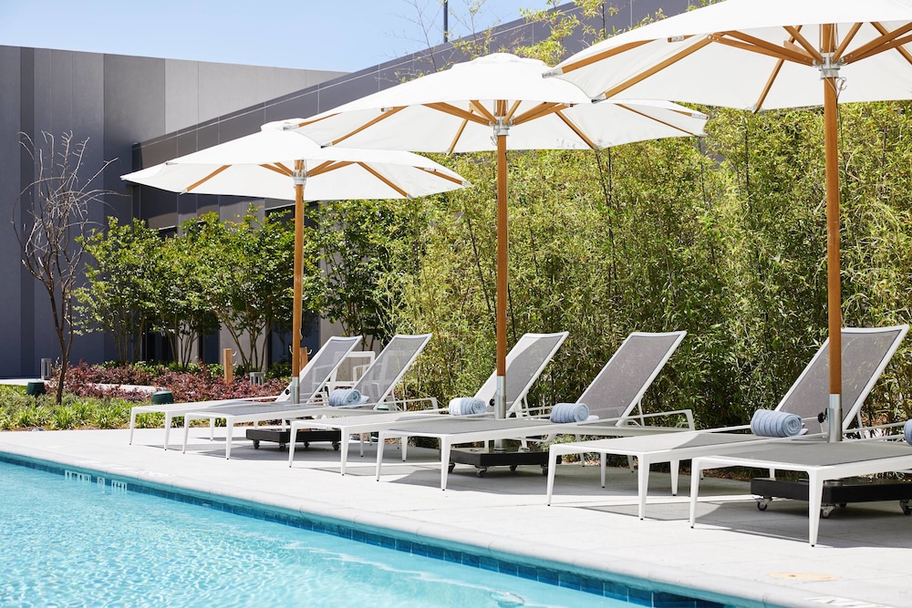 Residence Inn Dallas By the Galleria 8/48