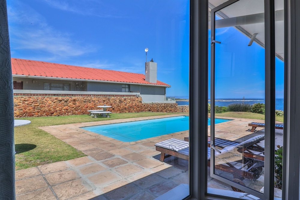Sandbaai Country House 38/50