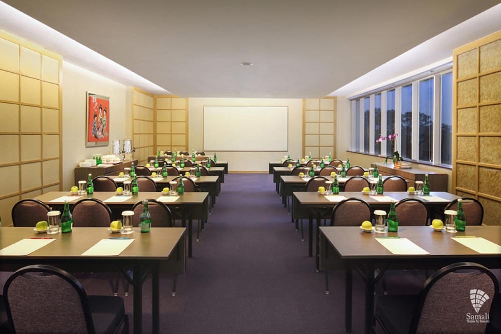 D Primahotel Tangerang 35/47