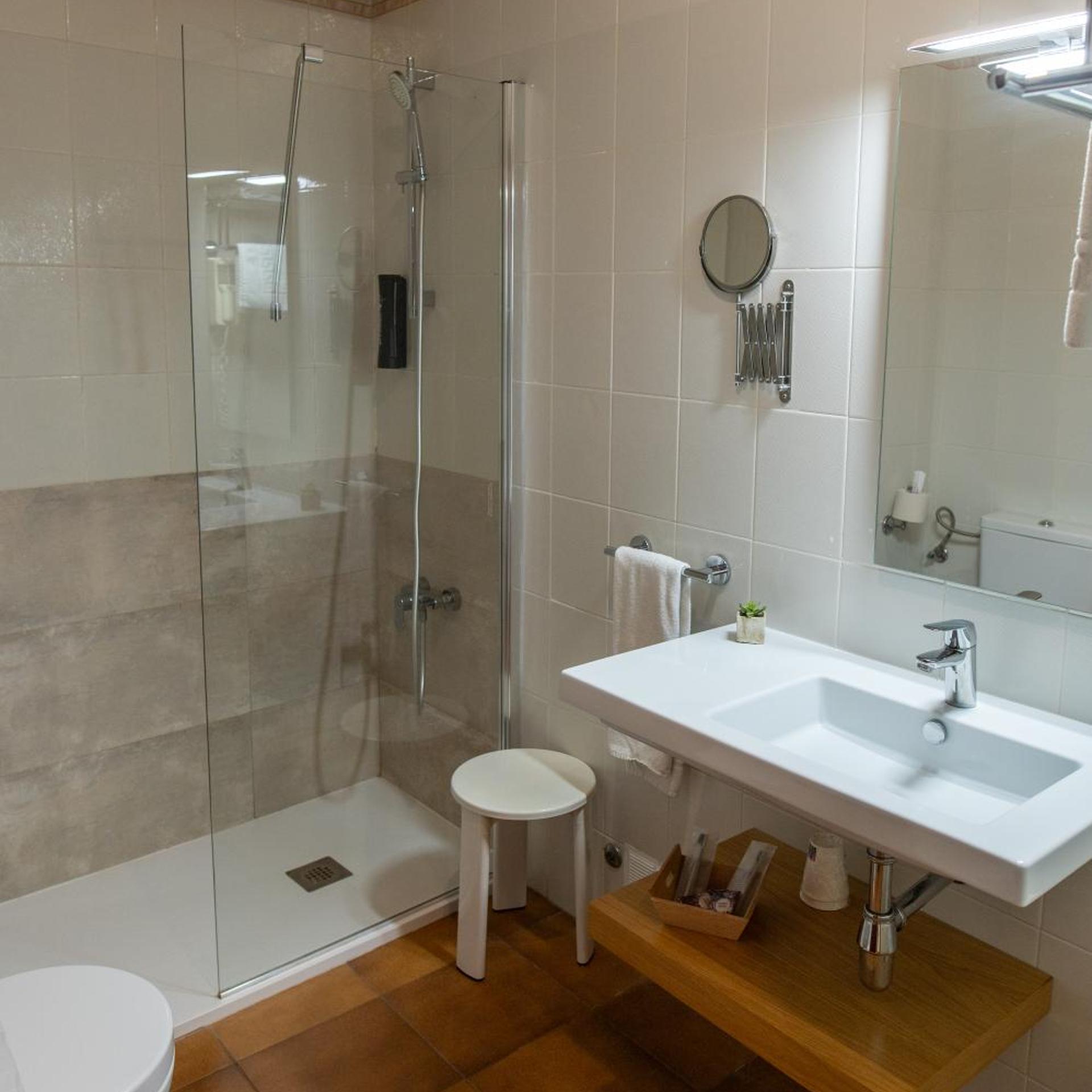 Hotel Rey Don Jaime 52/55