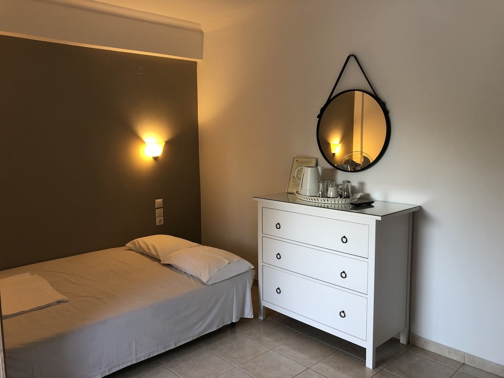 Villa Christina-Vromolimnos 19/56