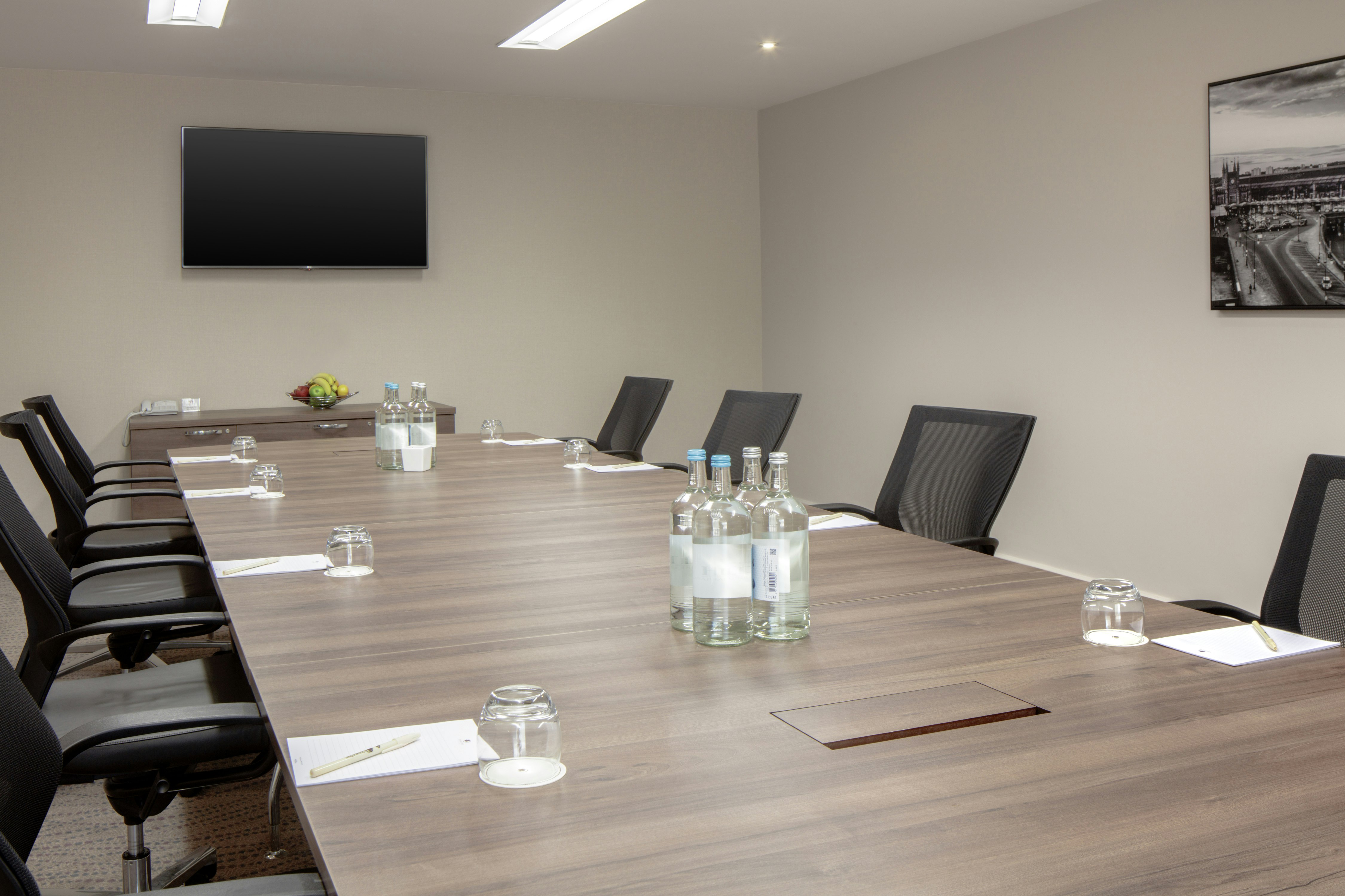 Doubletree By Hilton Hotel Bristol City Centre Ex Ramada Bristol City 65/82