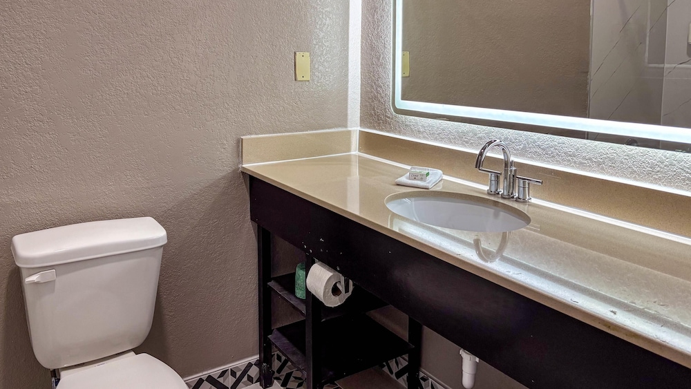 Studio6 Houston, TX - Westchase 56/56