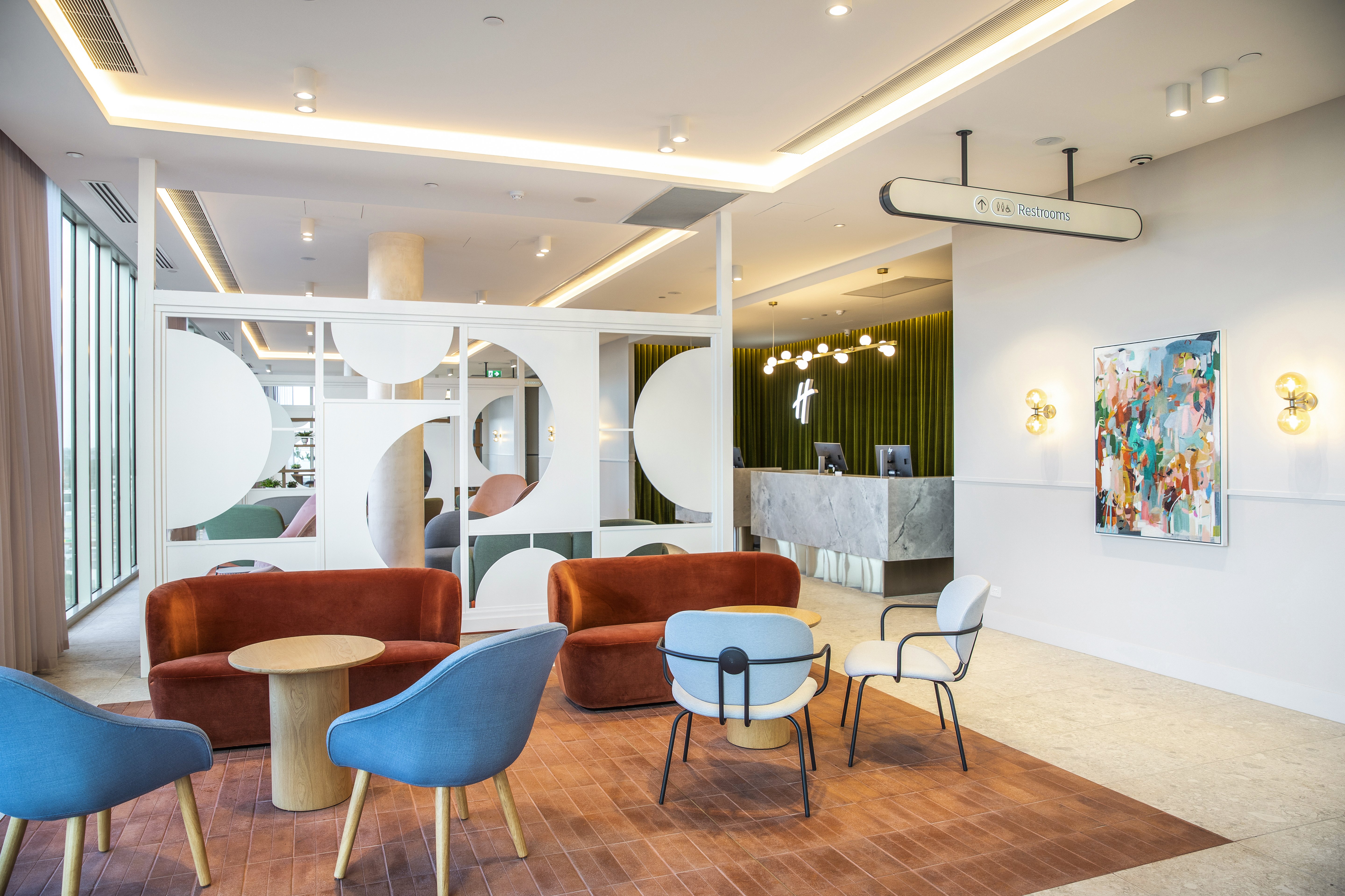 HOLIDAY INN WERRIBEE 49/75