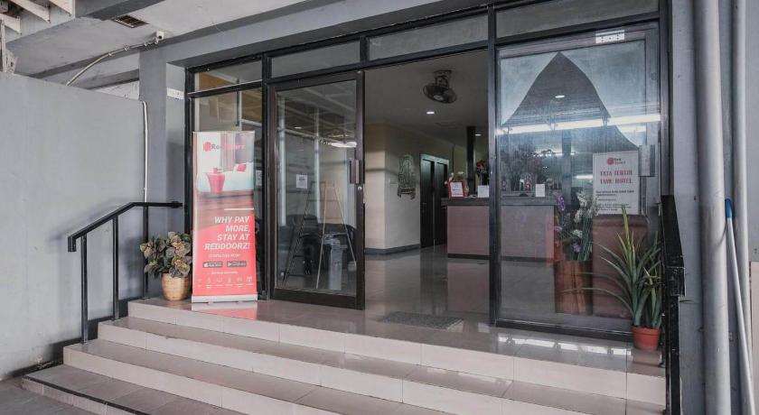 Reddoorz Near Itc Cempaka Mas 2/54