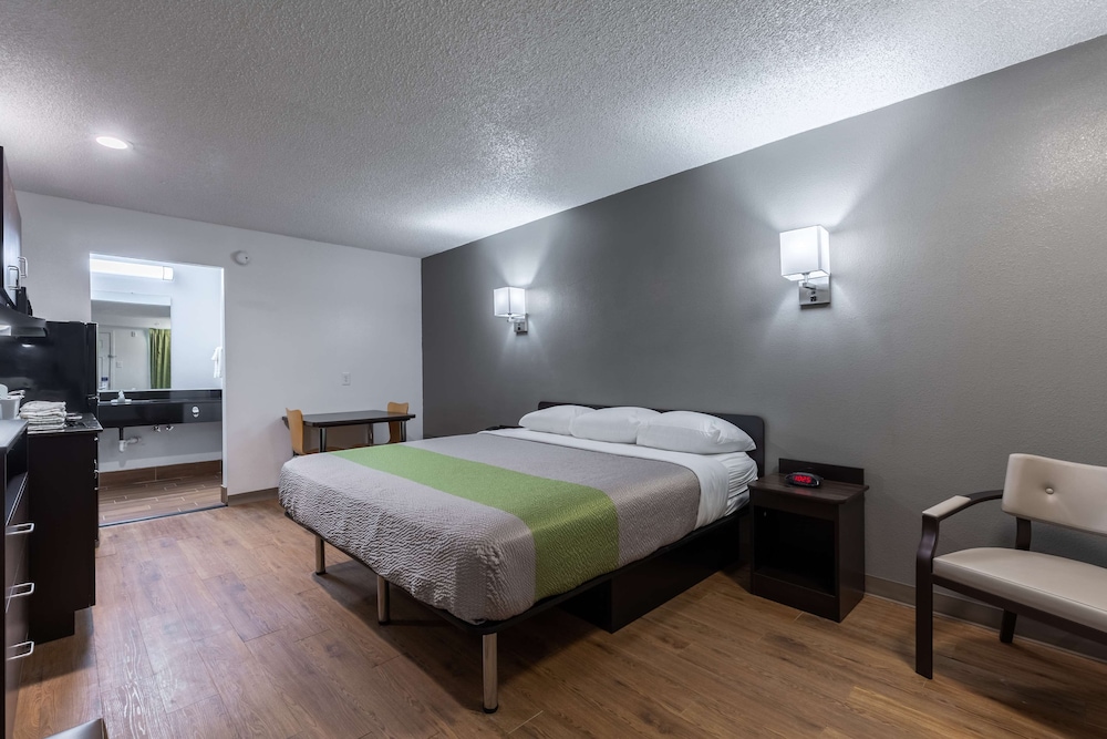 Studio6 Bryan Tx University Area 13/43