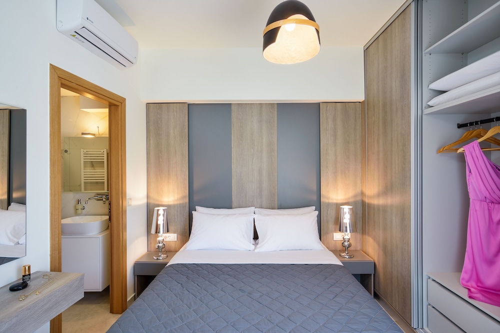 Elia Residences 23/59