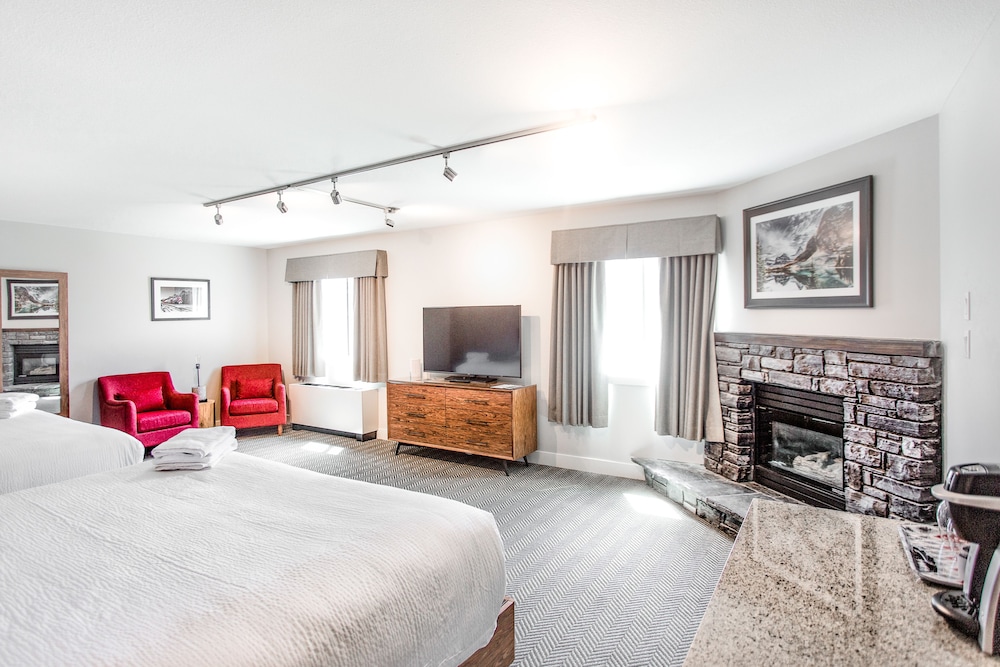 Basecamp Lodge Canmore 26/63