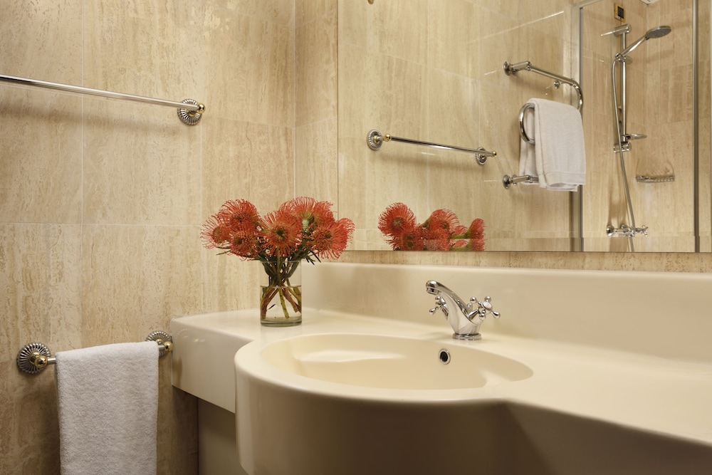 Unahotels Scandinavia Milan 17/65